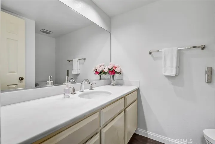 Downstairs Half Bathroom