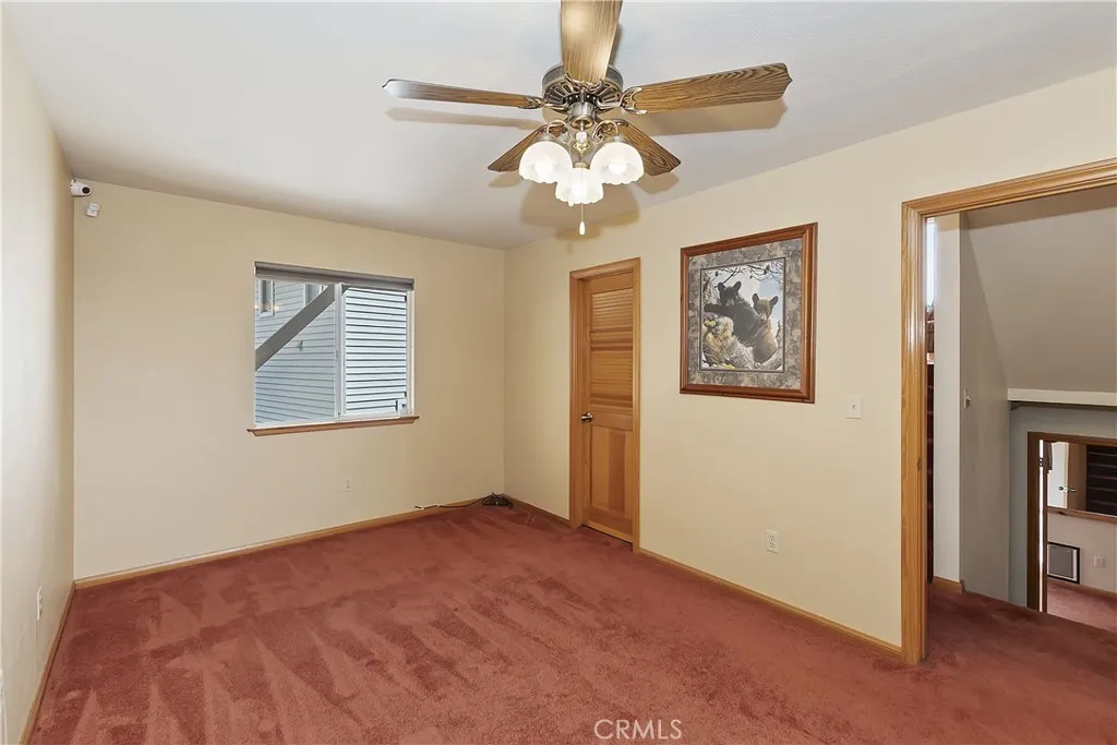 262 Delle Drive, Crestline, California 92325 home-pic-20