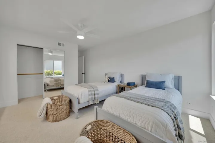 12564 Chetenham Ln, San Diego, California 92128