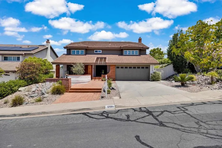 12564 Chetenham Ln, San Diego, California 92128