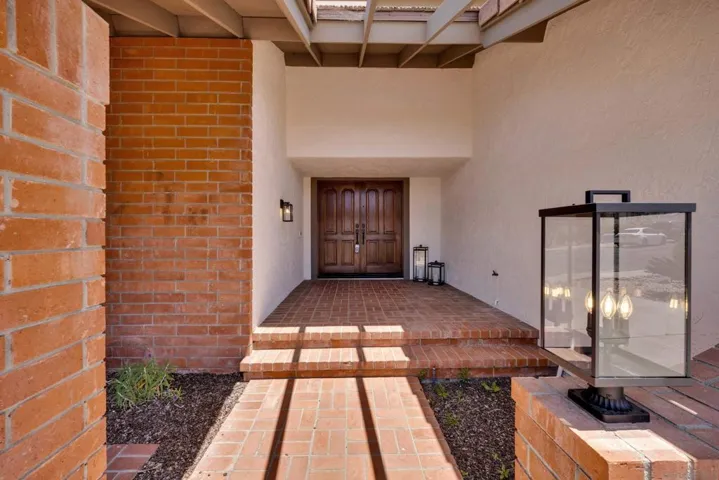 12564 Chetenham Ln, San Diego, California 92128