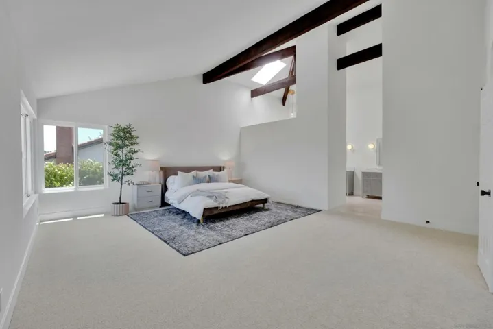 12564 Chetenham Ln, San Diego, California 92128