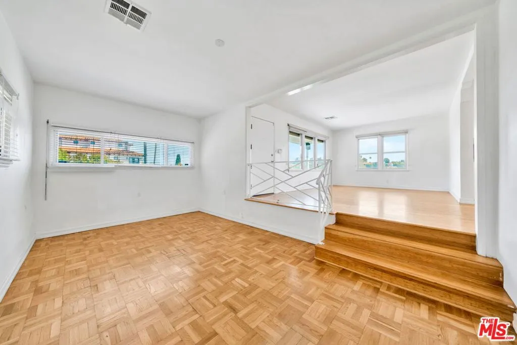 408 W Manchester Avenue, Playa Del Rey, California 90293 home-pic-12