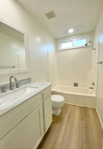 24192 Via Luisa, Mission Viejo, California 92691