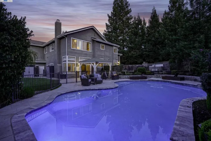 1 Heartland Ct, Danville, California 94506