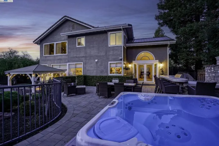 1 Heartland Ct, Danville, California 94506