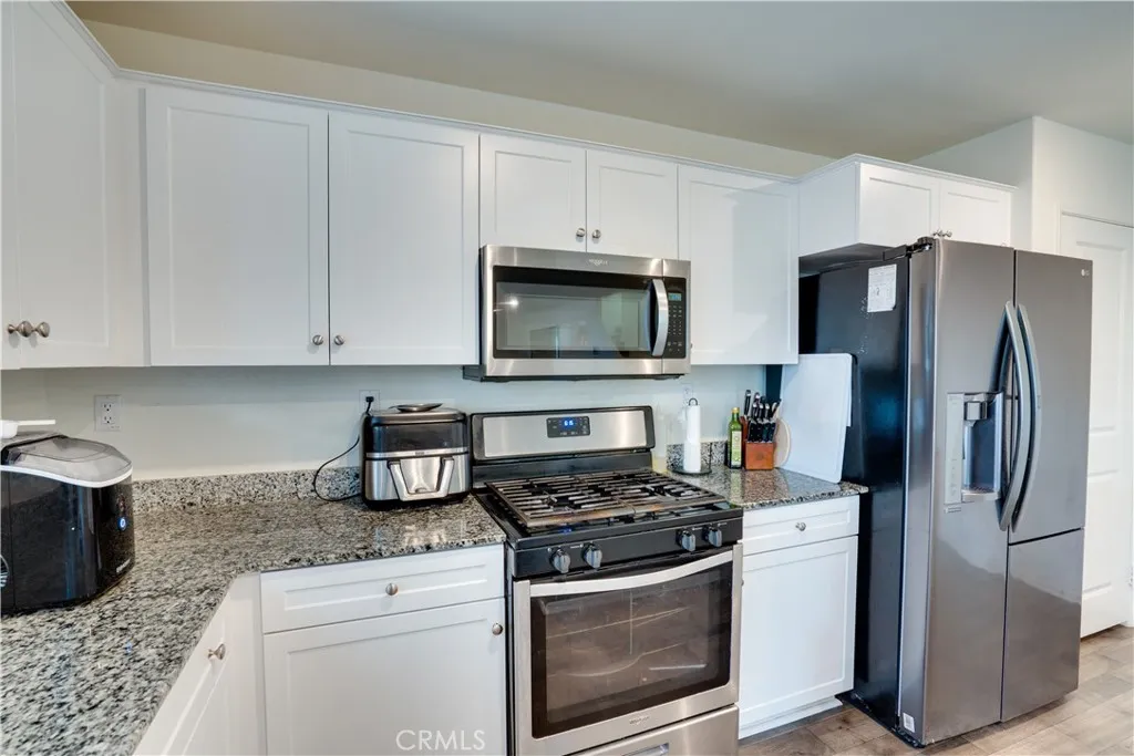 1328 Prosperity Place, Hemet, California 92543 home-pic-11