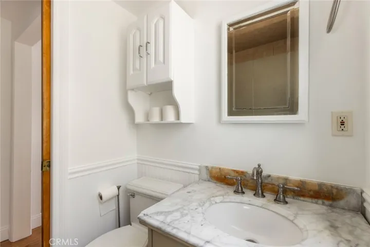 Pocket door between bathroom and hallway