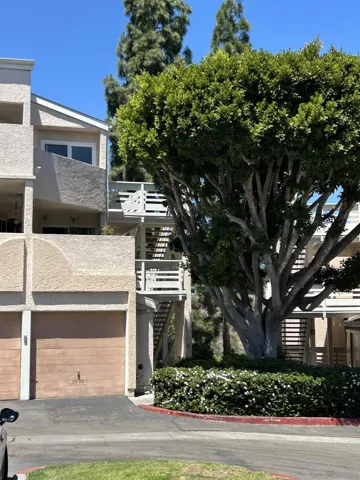 7243 Camino Degrazia 60, San Diego, California 92109