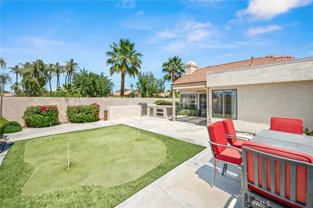 8 Bonita Lane, Palm Desert, California 92260 home-pic-34