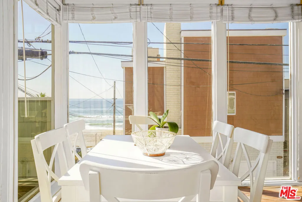 4400 Ocean Drive, Manhattan Beach, California 90266, 1 Bedroom Bedrooms, ,1 BathroomBathrooms,Residential Lease,For Rent,Ocean,25538561