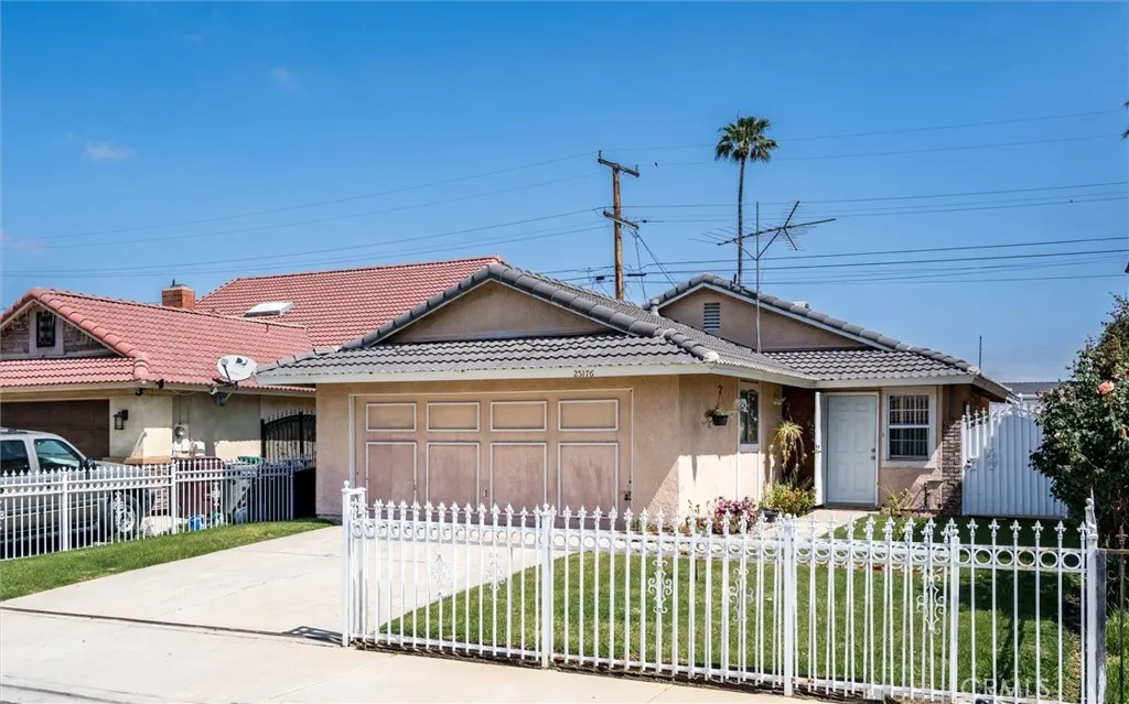 25176 Wendy Way, Moreno Valley, California 92551 home-pic-0