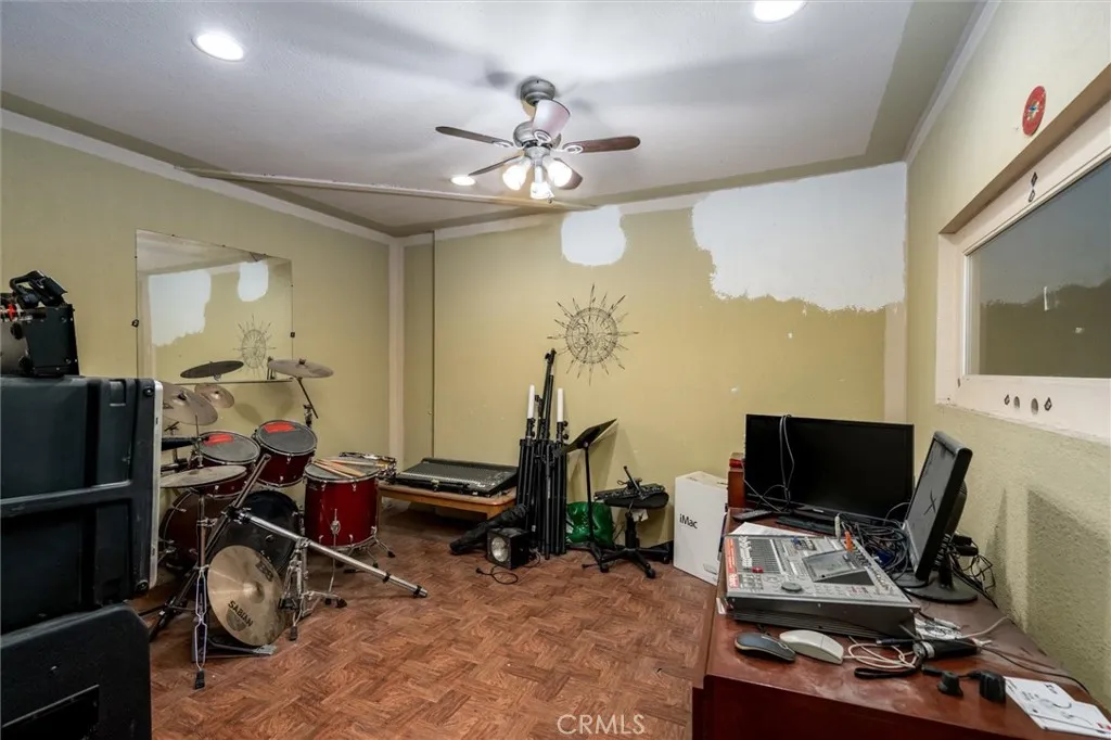25176 Wendy Way, Moreno Valley, California 92551 home-pic-24