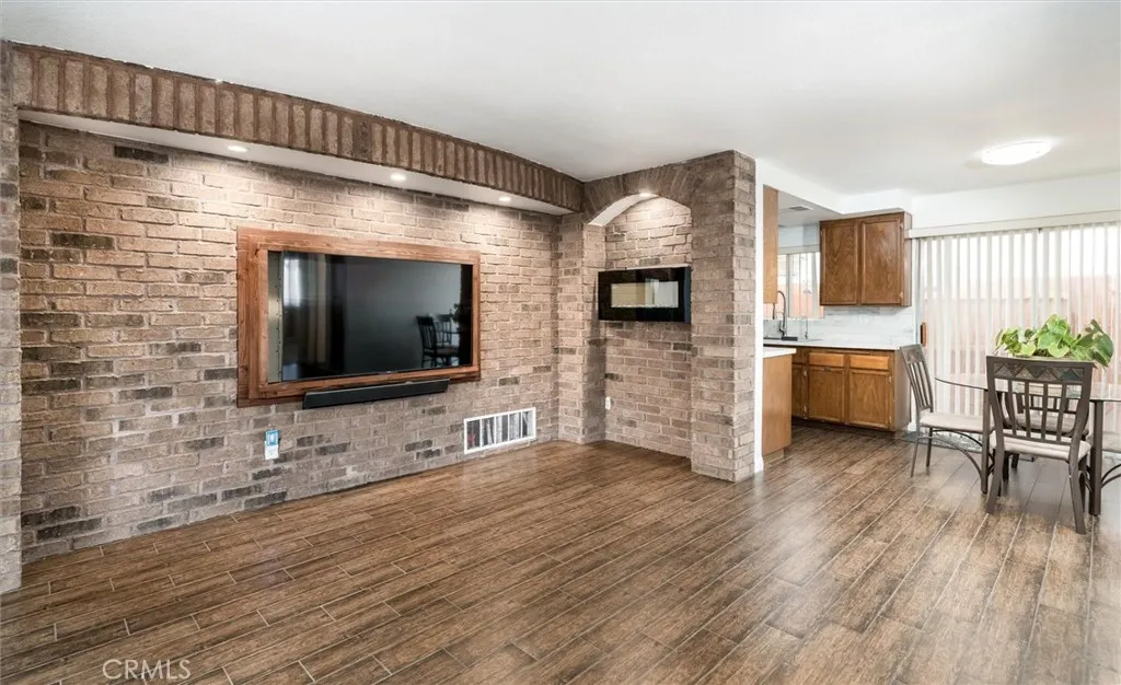 25176 Wendy Way, Moreno Valley, California 92551 home-pic-6