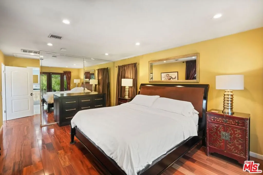 5324 Irvine Avenue, North Hollywood, California 91601 home-pic-27