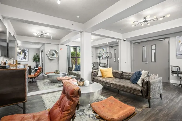 1150 J St 421, San Diego, California 92101