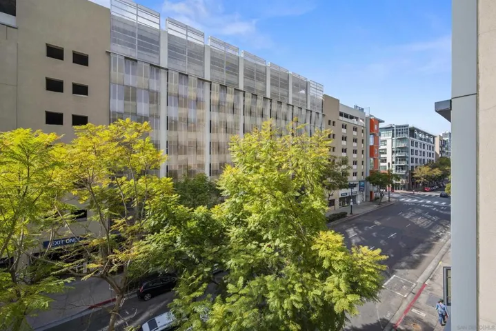 1150 J St 421, San Diego, California 92101