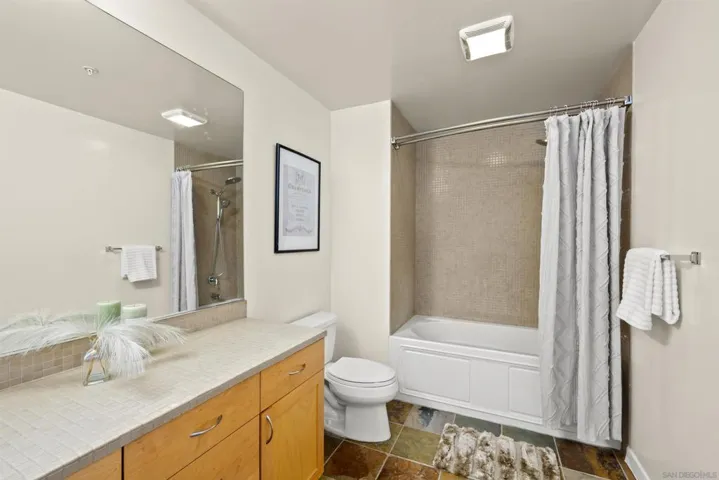 1150 J St 421, San Diego, California 92101