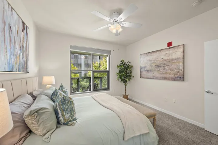 1150 J St 421, San Diego, California 92101