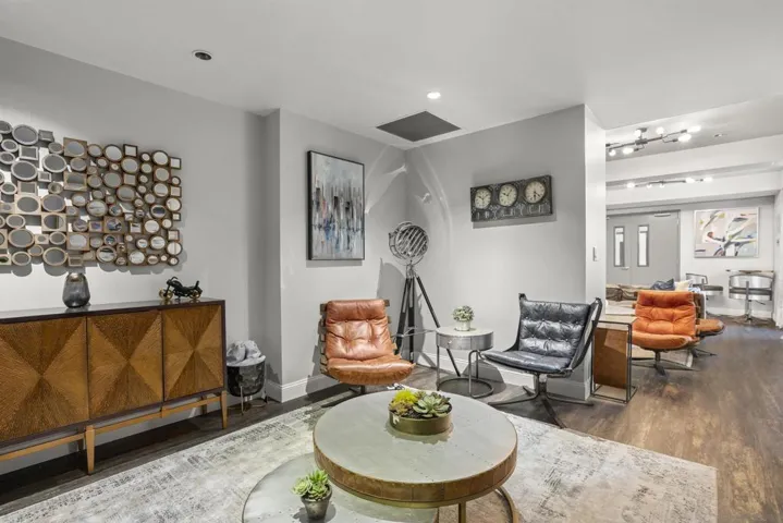1150 J St 421, San Diego, California 92101