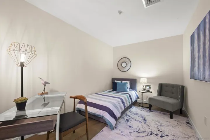 1150 J St 421, San Diego, California 92101