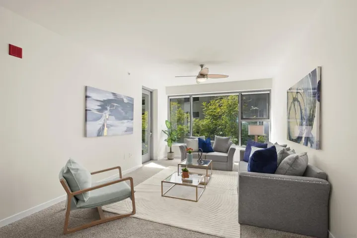1150 J St 421, San Diego, California 92101