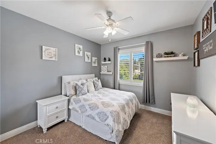 Large secondary Bedrooms