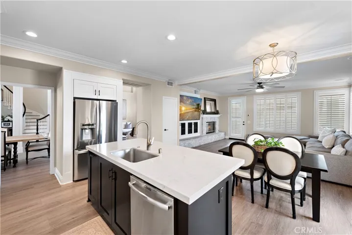 29 Ledgewood Drive, Rancho Santa Margarita, California 92688