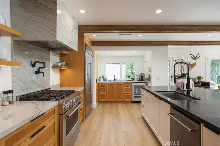 2315 Heather Lane, Newport Beach, California 92660