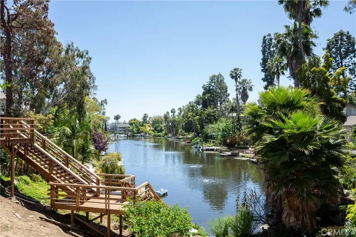 2315 Heather Lane, Newport Beach, California 92660
