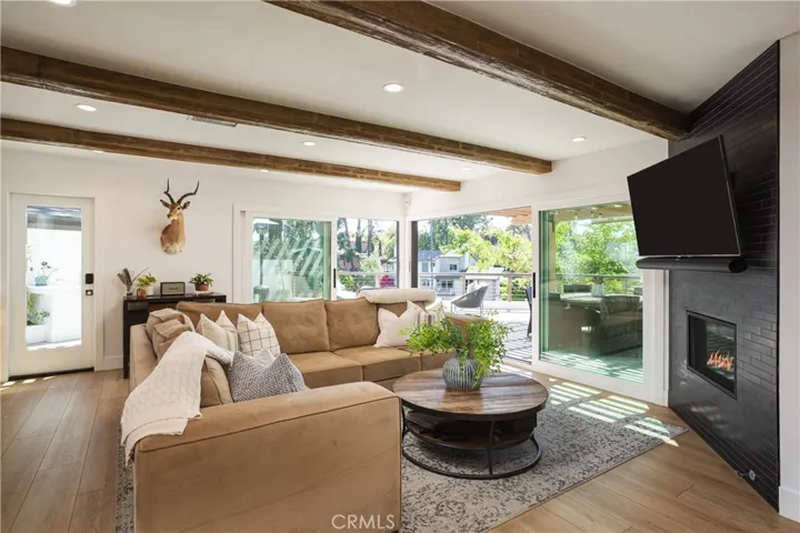 2315 Heather Lane, Newport Beach, California 92660