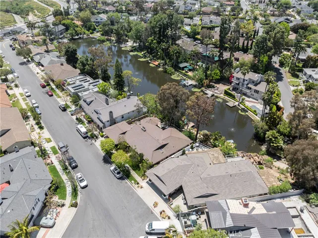 2315 Heather Lane, Newport Beach, California 92660