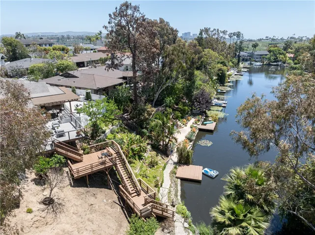 2315 Heather Lane, Newport Beach, California 92660