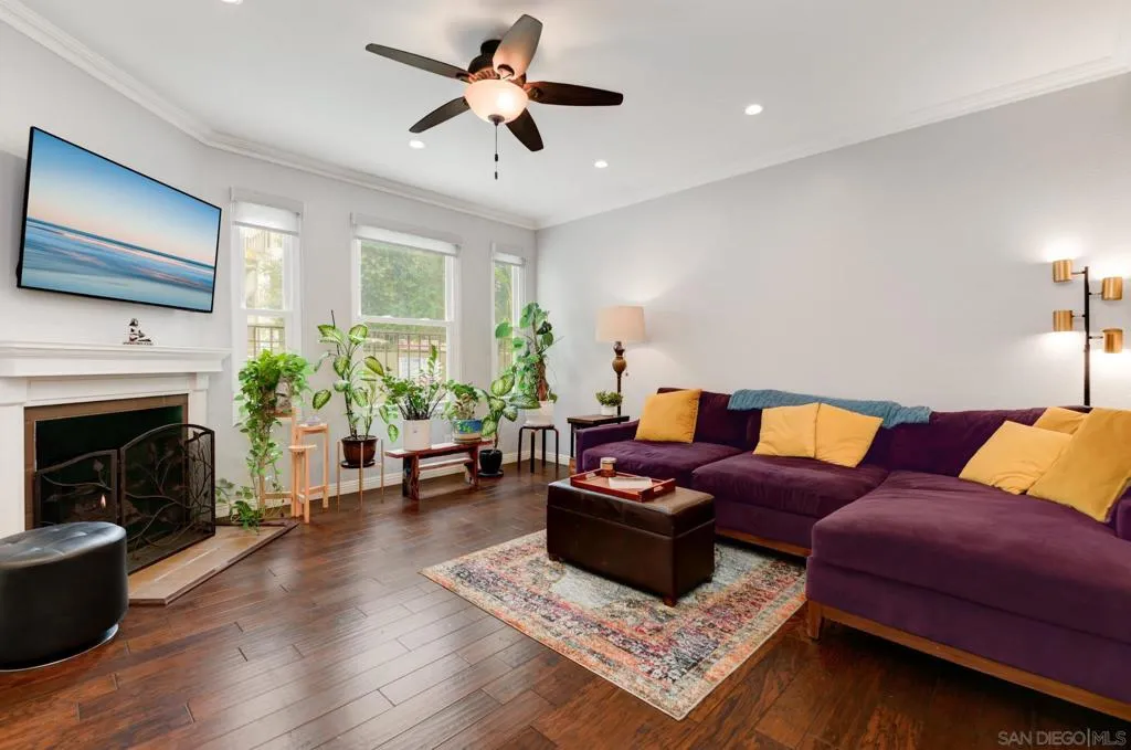 2445 Brant St 204, San Diego, California 92101 home-pic-0