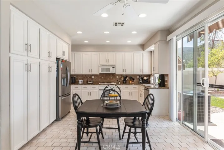 4310 Leonard Way, Corona, California 92883