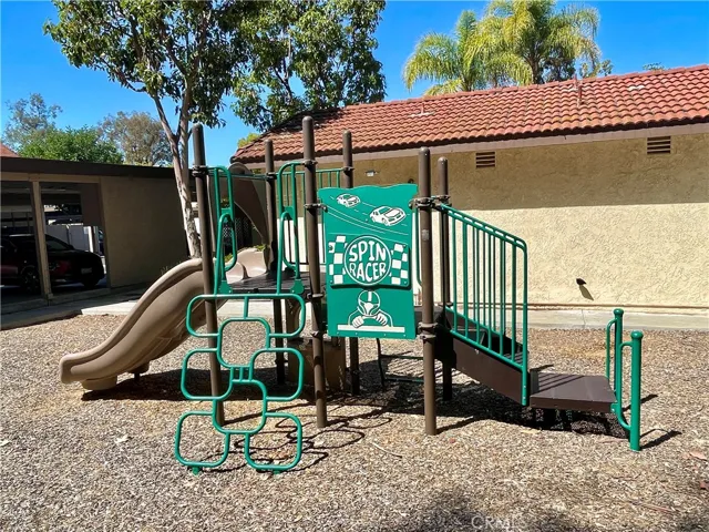 21203 Camelia 34, Lake Forest, California 92630