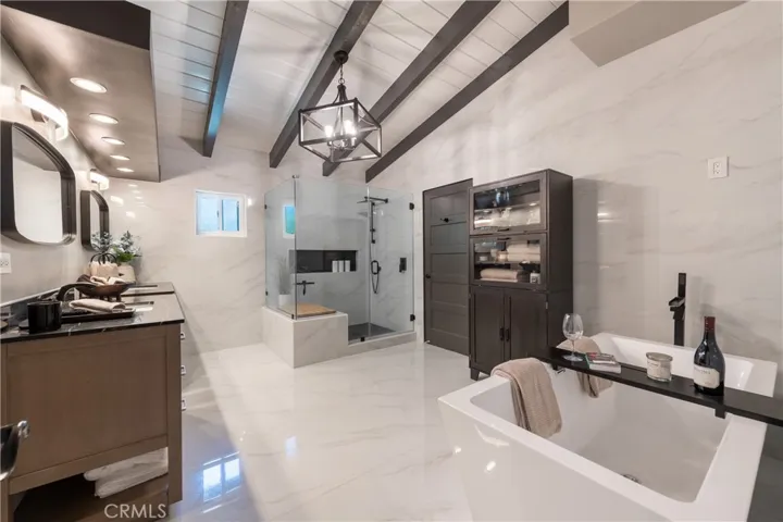4739 Ronmar Place, Woodland Hills, California 91364