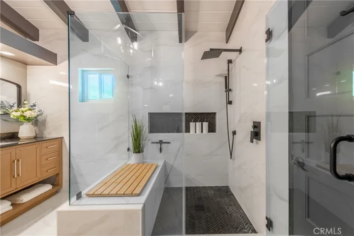 4739 Ronmar Place, Woodland Hills, California 91364