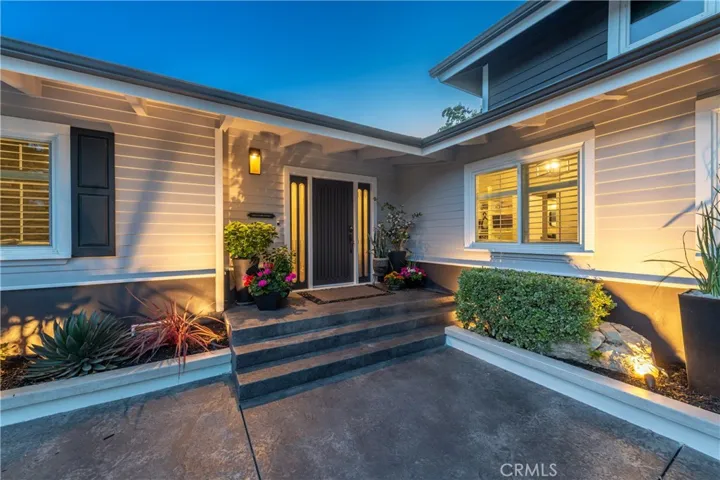 4739 Ronmar Place, Woodland Hills, California 91364