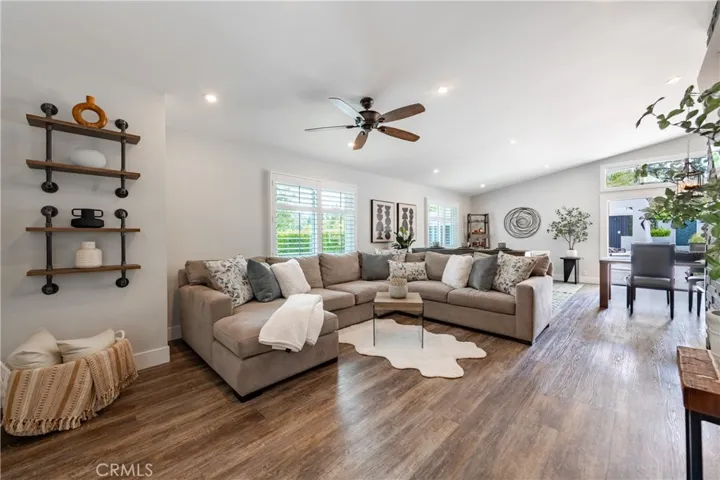 4739 Ronmar Place, Woodland Hills, California 91364