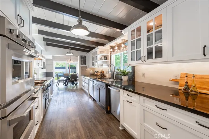 4739 Ronmar Place, Woodland Hills, California 91364