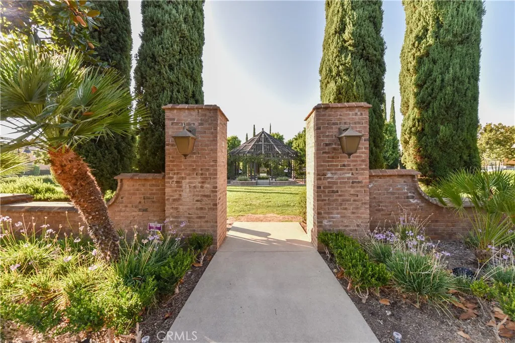 80 Great Lawn, Irvine, California 92620 home-pic-24