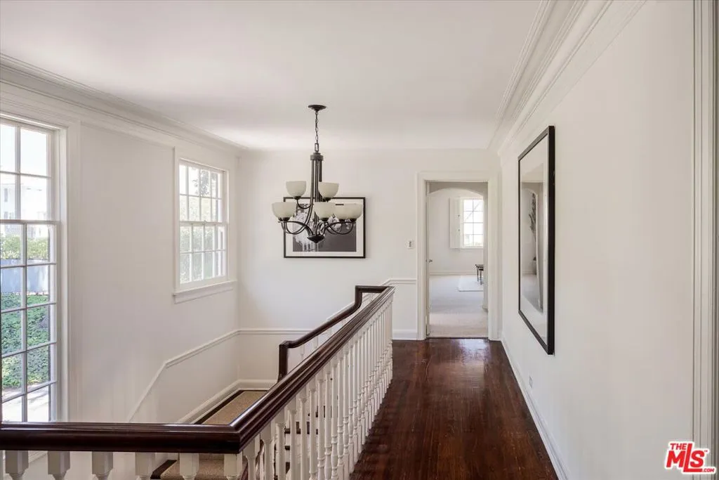 10810 Ambazac Way, Los Angeles, California 90077 home-pic-8