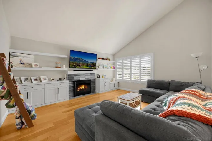 19741 Fernwood Plaza, Yorba Linda, California 92886