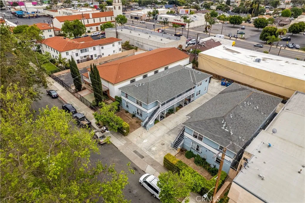 1419 S Sycamore Street, Santa Ana, California 92707 home-pic-7