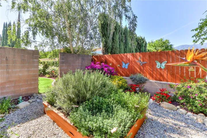 161 W Loretto Court, Claremont, California 91711