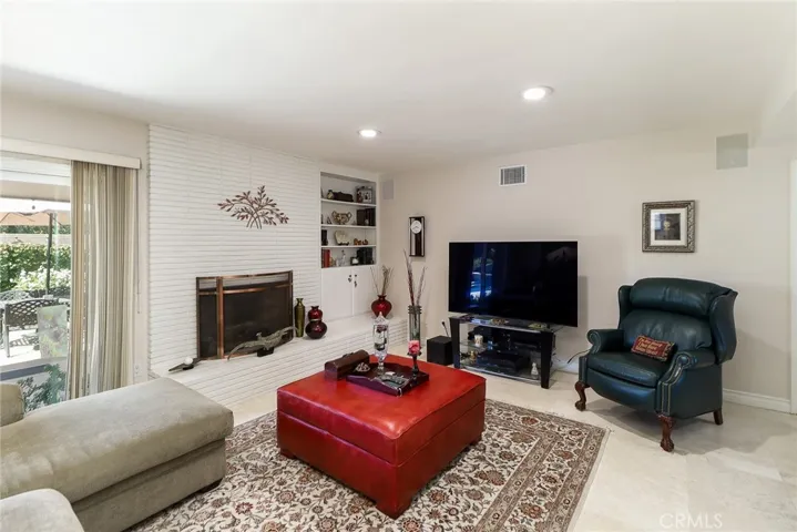 161 W Loretto Court, Claremont, California 91711