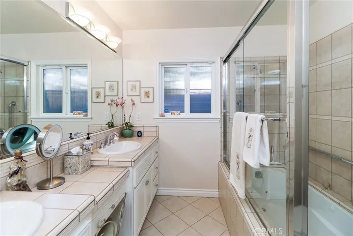 161 W Loretto Court, Claremont, California 91711