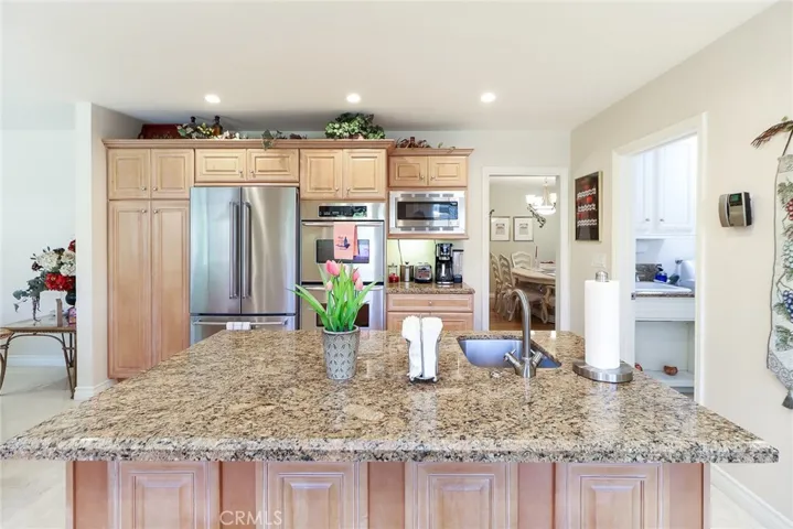 161 W Loretto Court, Claremont, California 91711