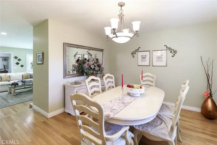 161 W Loretto Court, Claremont, California 91711